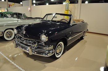 1951 Ford Custom Deluxe Convertible car