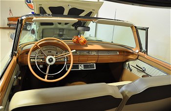 1958 Ford Fairlane 500 Skyliner Retractable Hardtop
