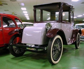 1918 Milburn Electric car