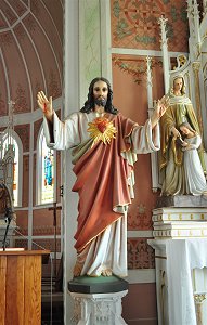 statue