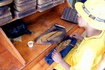 How to roll a cigar by hand
